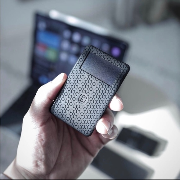 TRACKER CARD - Picture 3 of 5